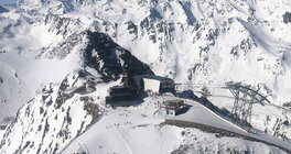 Quickly by helicopter to the Gurgl ski resort in Ötztal