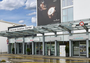 BHS Aviation: Ground Handling Service am Airport Zürich - Außenansicht GAC Zürich